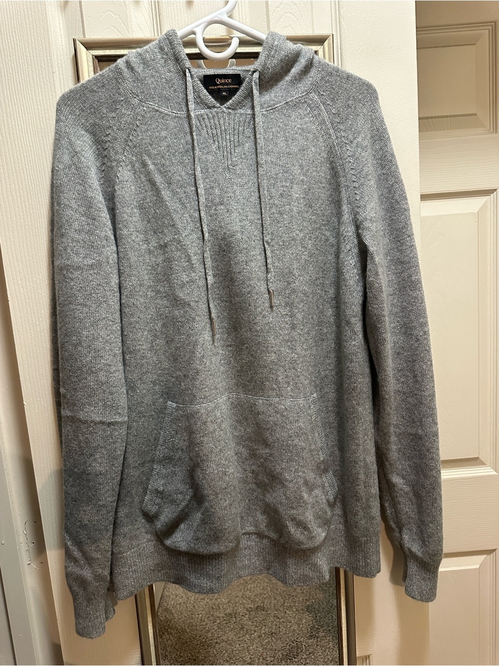 Quince Men's Light Gray Crewneck Hooded 100 Percent Cashmere XL